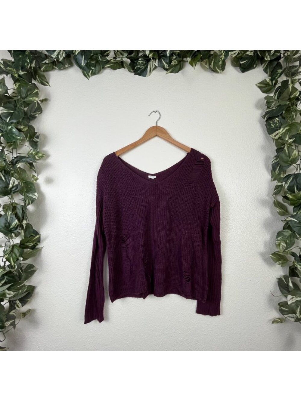 Garage Scoop Neck Knit Distressed Sweater Purple Women’s Size S